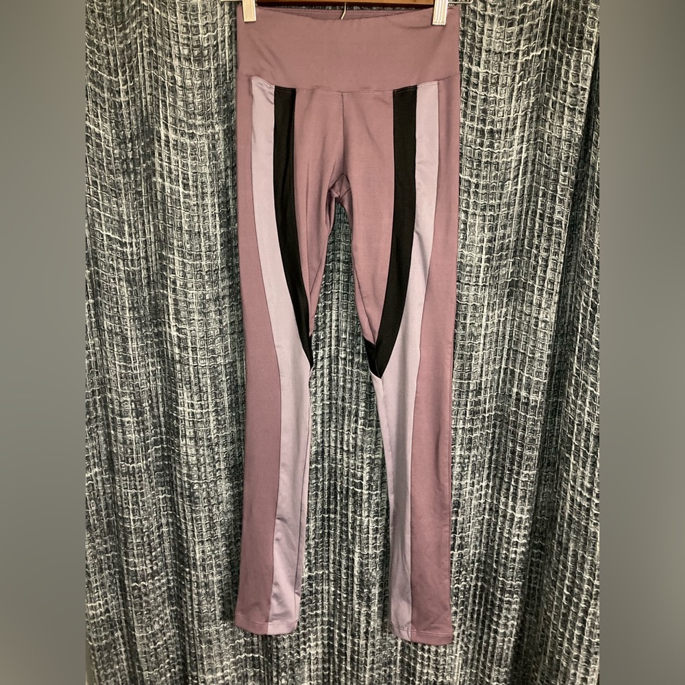 BCBGMaxAzria Lavender XS leggings